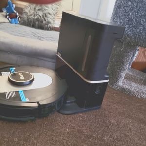 Shark Robotic Vaccum